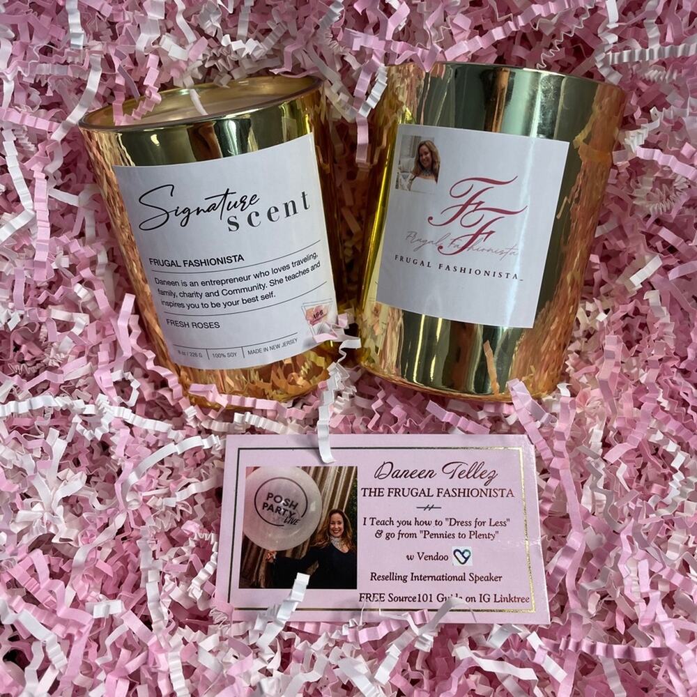Fashionista Fresh Rose Scented Hand Poured Soy Wax Candle NWT - Picture 3 of 5